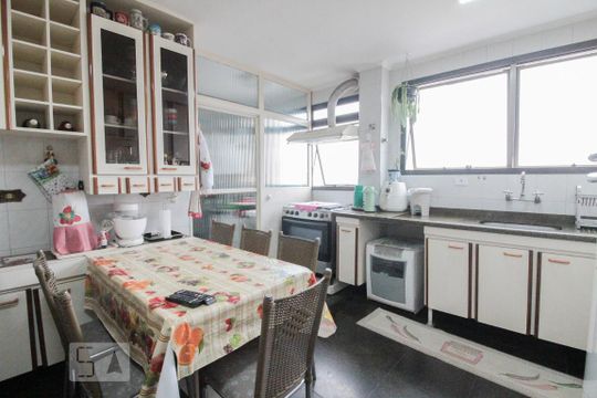 cozinha de apartamento à venda com 3 quartos, 188m² em Santana, São Paulo