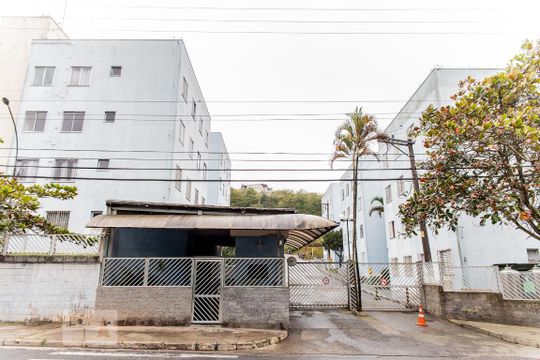 Fachada de apartamento à venda com 2 quartos, 50m² em Cidade São Jorge, Santo André