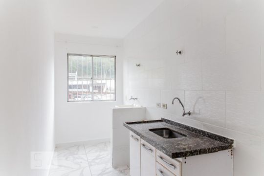 Cozinha e Área de Serviço de apartamento à venda com 2 quartos, 50m² em Cidade São Jorge, Santo André
