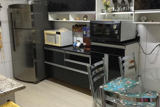 Cozinha de casa de condomínio à venda com 3 quartos, 110m² em Parque Fongaro, São Paulo