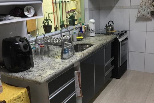 Cozinha de casa de condomínio à venda com 3 quartos, 110m² em Parque Fongaro, São Paulo