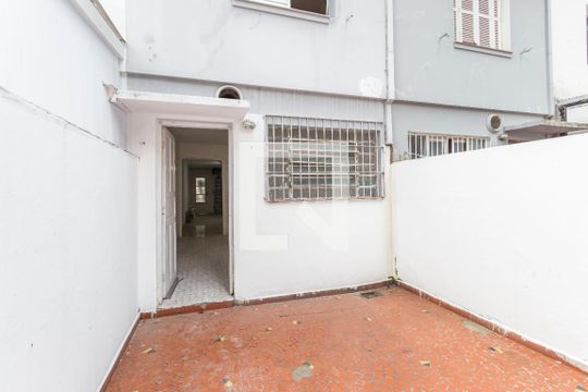 Área de Serviço de casa para alugar com 2 quartos, 134m² em Vila Nova Conceição, São Paulo
