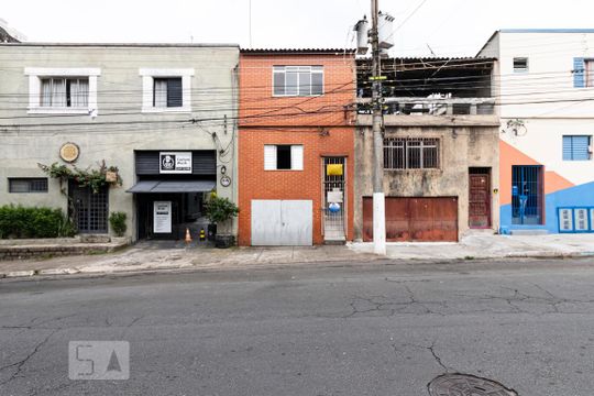 Fachada de casa à venda com 4 quartos, 219m² em Ipiranga, São Paulo
