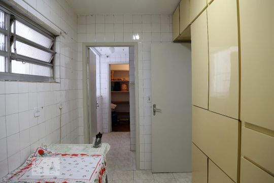 Cozinha de apartamento à venda com 2 quartos, 75m² em Vila Sônia, São Paulo
