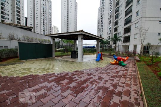 Área comum de apartamento para alugar com 2 quartos, 70m² em Jardim Parque Morumbi, São Paulo