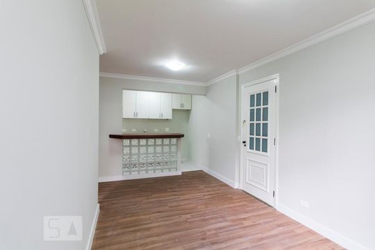 Sala de kitnet/studio para alugar com 1 quarto, 36m² em Vila Parque Jabaquara, São Paulo