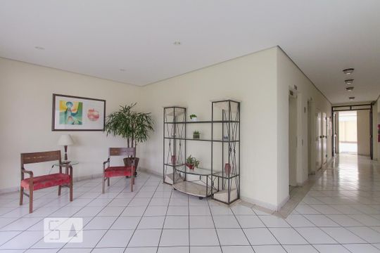 Hall de kitnet/studio para alugar com 1 quarto, 36m² em Vila Parque Jabaquara, São Paulo