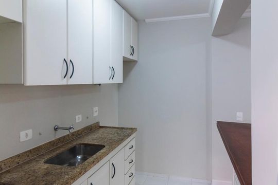 Cozinha de kitnet/studio para alugar com 1 quarto, 36m² em Vila Parque Jabaquara, São Paulo