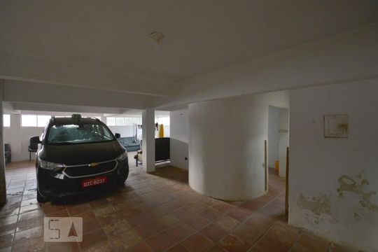 Garagem de casa à venda com 4 quartos, 306m² em Vila Mariana, São Paulo