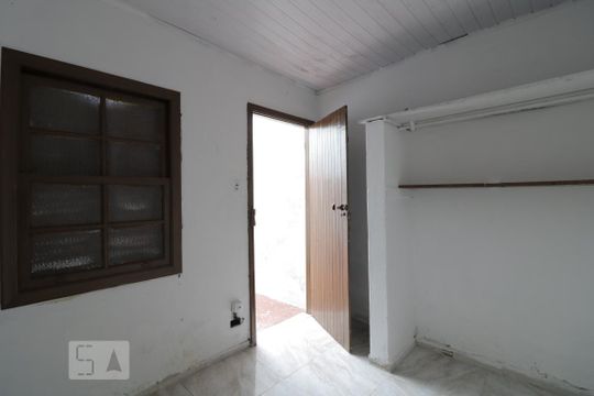 Quarto de Serviço de casa à venda com 2 quartos, 150m² em Mooca, São Paulo