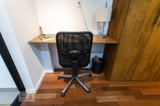 Quarto de kitnet/studio à venda com 1 quarto, 30m² em Bom Retiro, São Paulo