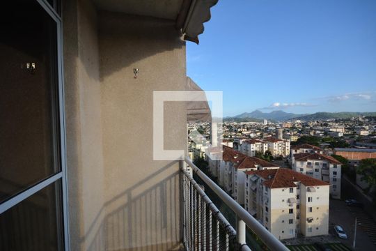 Varanda da sala de apartamento para alugar com 2 quartos, 50m² em Parada de Lucas, Rio de Janeiro