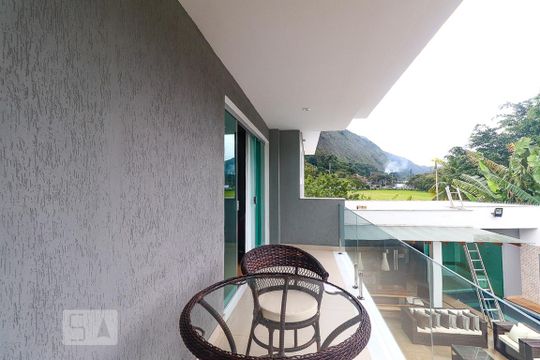 Varanda da Suíte 5 de casa de condomínio para alugar com 5 quartos, 700m² em Vargem Pequena, Rio de Janeiro