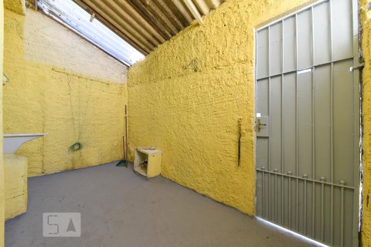 Lavanderia de casa para alugar com 1 quarto, 50m² em Conceição, Diadema