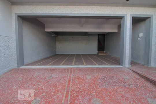 garagem de casa à venda com 2 quartos, 130m² em Casa Verde Alta, São Paulo