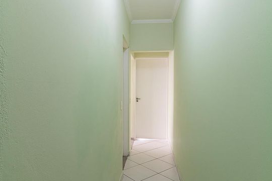 Corredor de casa à venda com 3 quartos, 150m² em Parque Continental I, Guarulhos