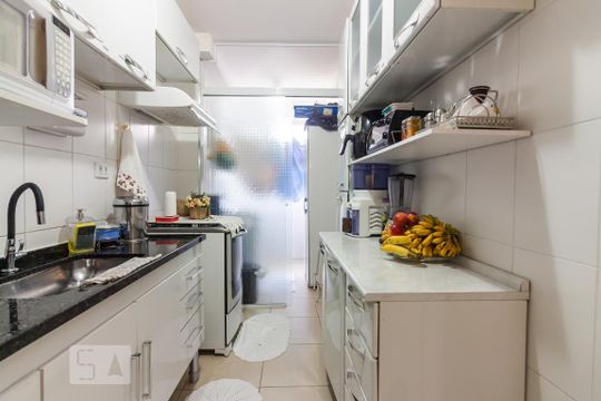 Cozinha de apartamento à venda com 3 quartos, 74m² em Jaguaribe, Osasco