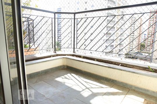 Varanda de apartamento à venda com 2 quartos, 71m² em Vila Gumercindo, São Paulo