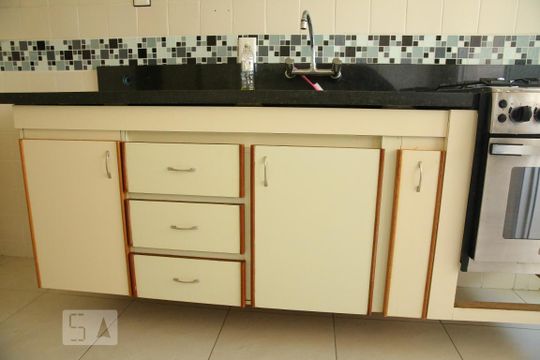 Cozinha de apartamento à venda com 2 quartos, 71m² em Vila Gumercindo, São Paulo