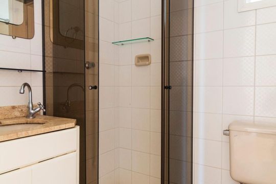 Banheiro de apartamento para alugar com 2 quartos, 57m² em Vila Parque Jabaquara, São Paulo