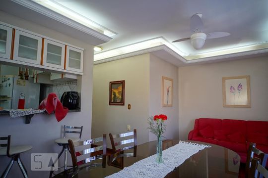 Sala de jantar de casa à venda com 4 quartos, 300m² em Jardim Itu-sabará, Porto Alegre