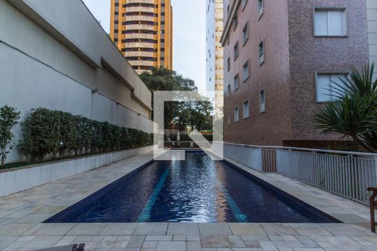 Piscina de apartamento à venda com 2 quartos, 79m² em Empresarial 18 do Forte, Barueri