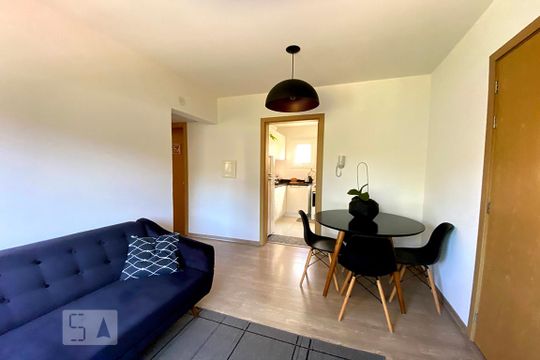 Sala de apartamento à venda com 2 quartos, 60m² em Industrial, Novo Hamburgo