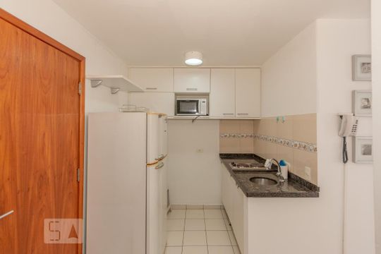 Studio/Cozinha de kitnet/studio para alugar com 1 quarto, 28m² em Campo Belo, São Paulo
