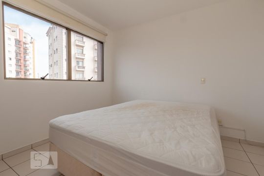 Studio/Quarto de kitnet/studio para alugar com 1 quarto, 28m² em Campo Belo, São Paulo