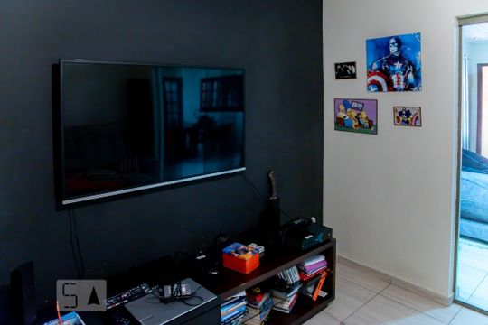 Sala ce Jogos de casa para alugar com 3 quartos, 200m² em Cidade Patriarca, São Paulo