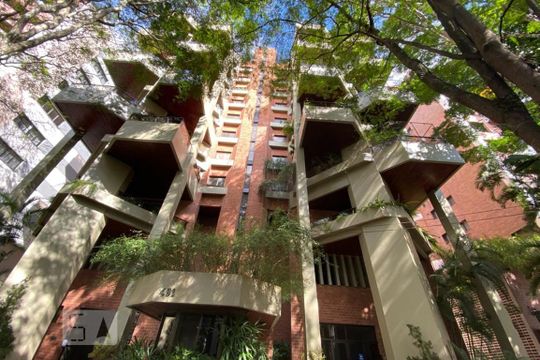 Fachada de apartamento para alugar com 3 quartos, 200m² em Jardim Vitória Régia, São Paulo