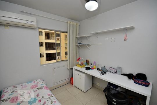 Quarto 1 de apartamento à venda com 3 quartos, 90m² em Botafogo, Rio de Janeiro