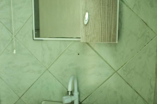 Banheiro de casa à venda com 1 quarto, 50m² em São José, Porto Alegre