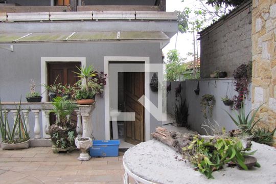 Quintal de casa à venda com 5 quartos, 413m² em Jardim Nordeste, São Paulo