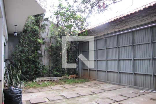Garagem de casa à venda com 5 quartos, 413m² em Jardim Nordeste, São Paulo