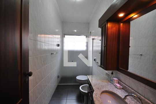 Banheiro da Suíte de casa à venda com 3 quartos, 390m² em Tucuruvi, São Paulo
