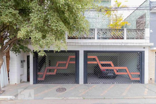 Fachada de casa à venda com 3 quartos, 253m² em Vila Alpina, São Paulo