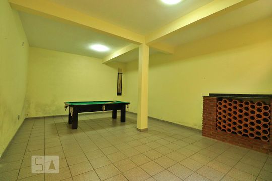 Salão de Festas de casa para alugar com 3 quartos, 220m² em Jardim Las Vegas, Santo André