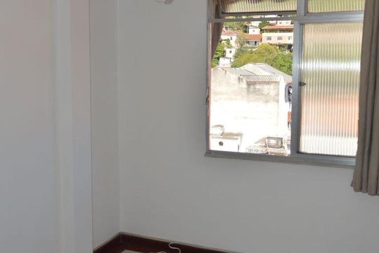Quarto 1 de apartamento à venda com 3 quartos, 80m² em Santa Rosa, Niterói