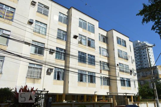 Fachada de apartamento à venda com 3 quartos, 80m² em Santa Rosa, Niterói