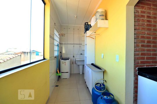 Área de Serviço de casa à venda com 3 quartos, 302m² em Parque Gerassi, Santo André