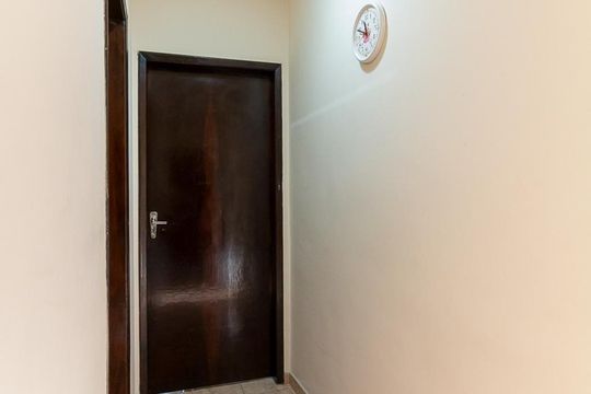 Corredor de casa à venda com 3 quartos, 160m² em Gopoúva, Guarulhos