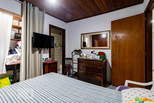 Suíte de casa à venda com 3 quartos, 250m² em Parque Jabaquara, São Paulo