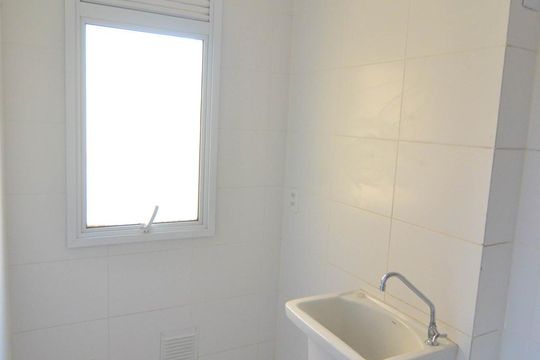 Área de serviço de apartamento à venda com 3 quartos, 76m² em São José, Canoas