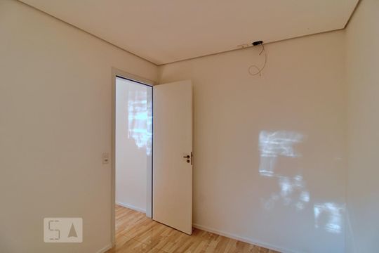 Quarto 1 de apartamento à venda com 2 quartos, 43m² em Jardim Helga, São Paulo