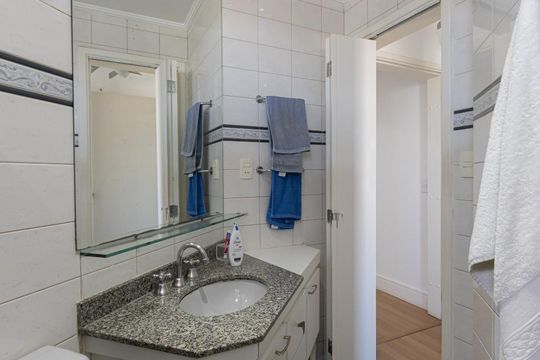Banheiro Suite de apartamento para alugar com 1 quarto, 52m² em Parque da Mooca, São Paulo