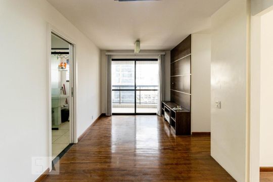 Apartamento à venda com 2 quartos, 56m² em Vila Nova Conceição, São Paulo