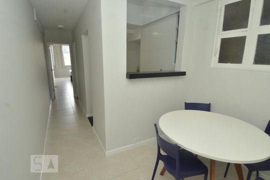 Sala de jantar de kitnet/studio para alugar com 1 quarto, 44m² em Copacabana, Rio de Janeiro