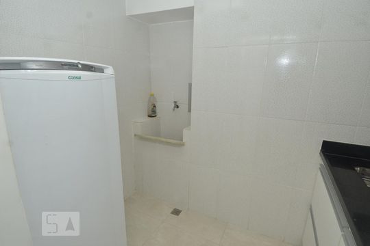 Cozinha de kitnet/studio para alugar com 1 quarto, 44m² em Copacabana, Rio de Janeiro