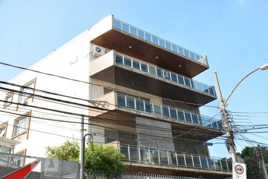Fachada do bloco de apartamento à venda com 3 quartos, 154m² em Jardim Guanabara, Rio de Janeiro